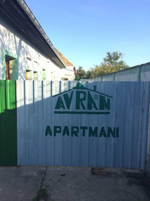 Apartments Avram Vrsac Habitación foto